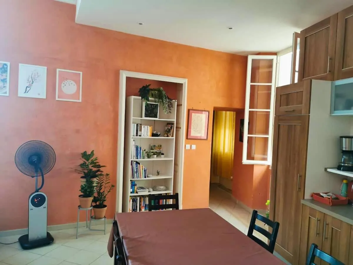 Grand Appartement Dans La Vieille Ville Menton Francia